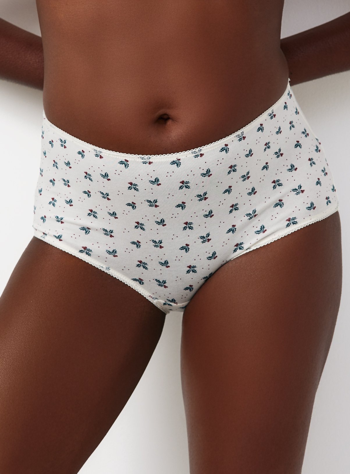 Christmas Holly Full Briefs 5 Pack 14 - Image 2 thumbnail